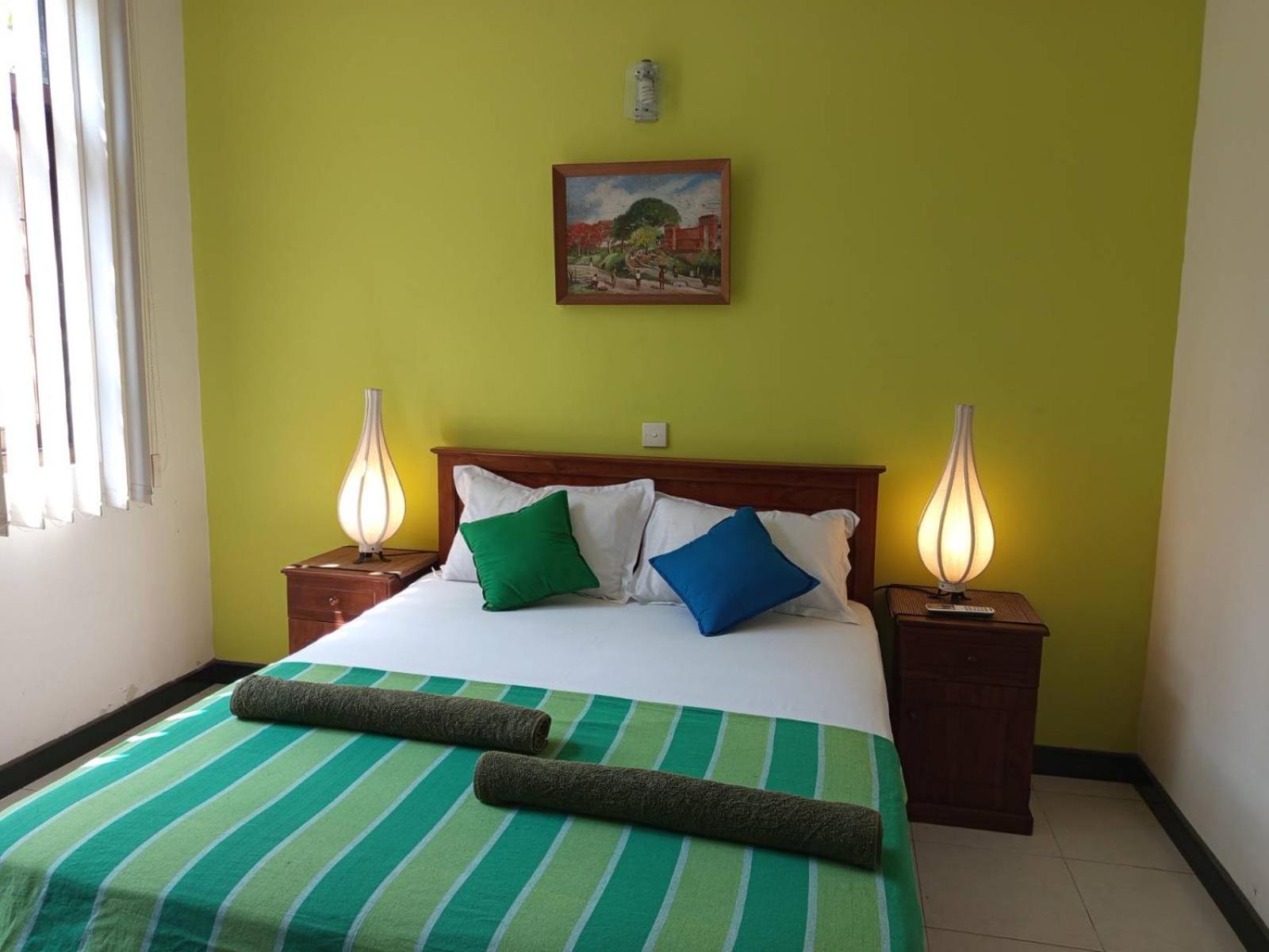 A Tropical Paradise; Stunning House, Pool, Garden * Wattala