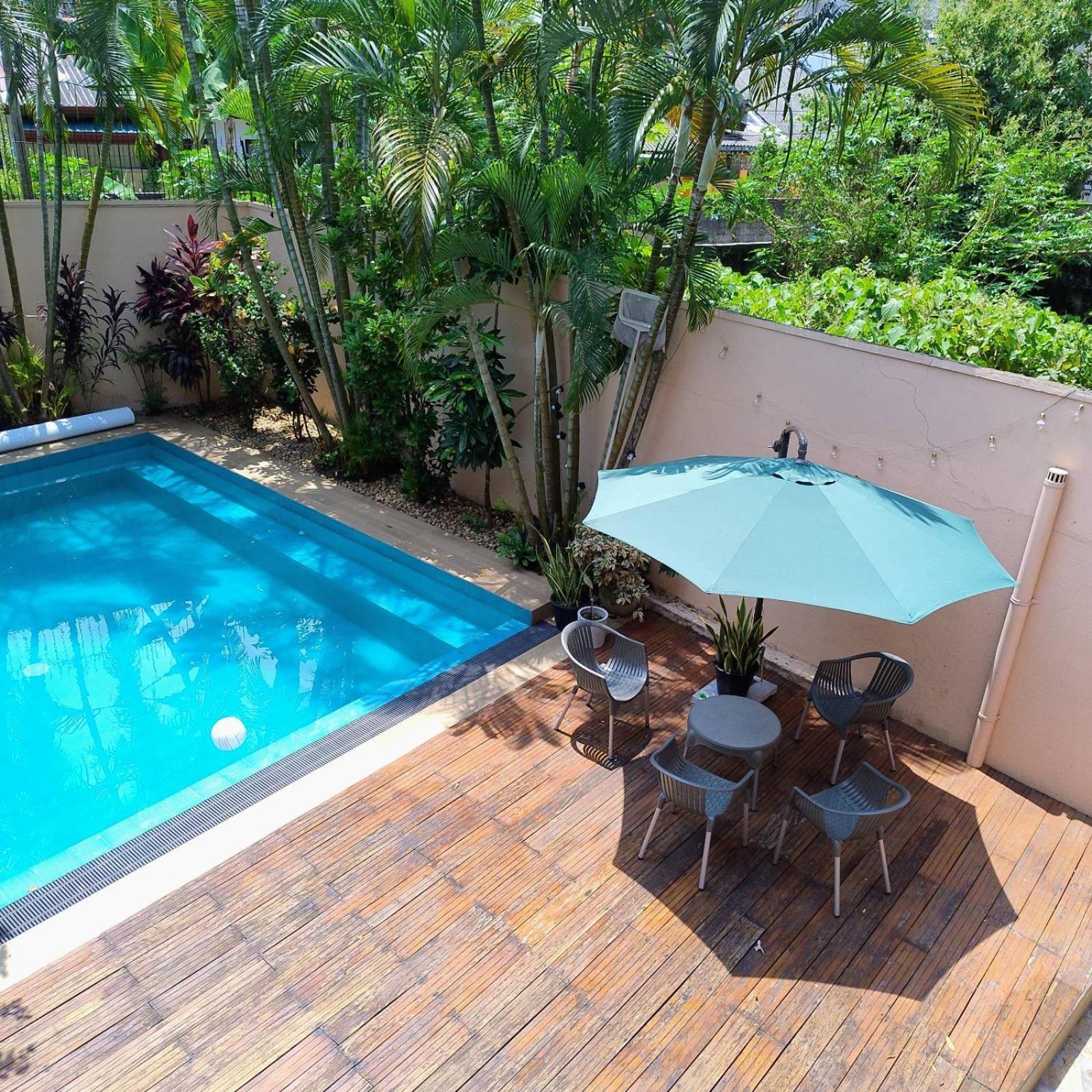 A Tropical Paradise; Stunning House, Pool, Garden *